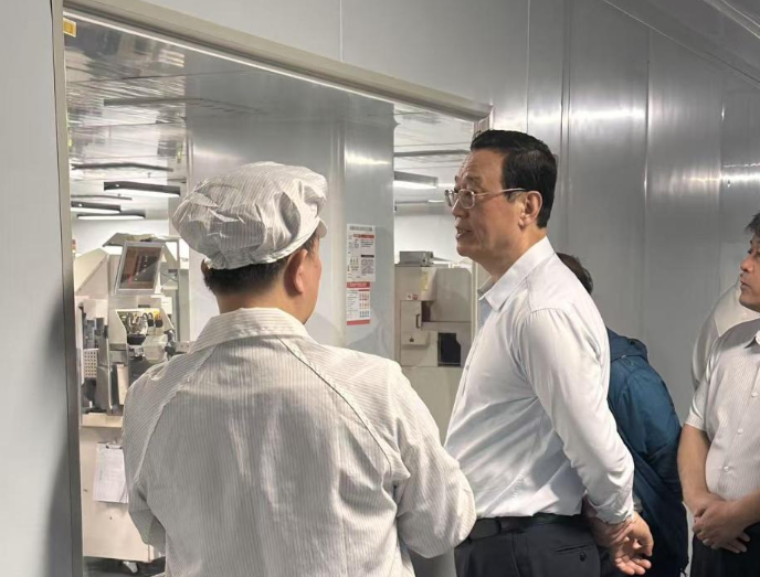 遼寧省政協副主席王明玉一行來潭調研